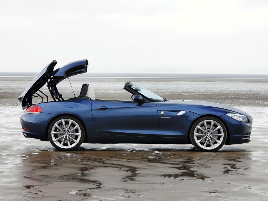  BMW Z4 2009 года  (UK) (фото 12 из 15)